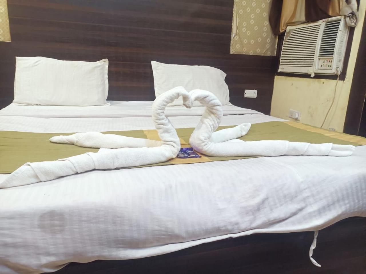 Hotel Park Avenue Lucknow Dış mekan fotoğraf