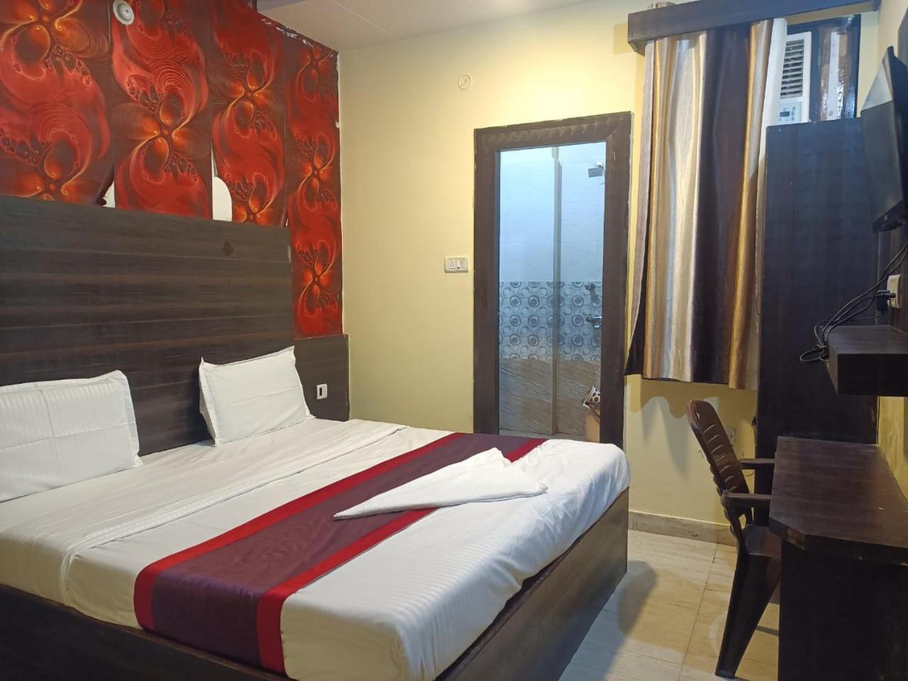 Hotel Park Avenue Lucknow Dış mekan fotoğraf