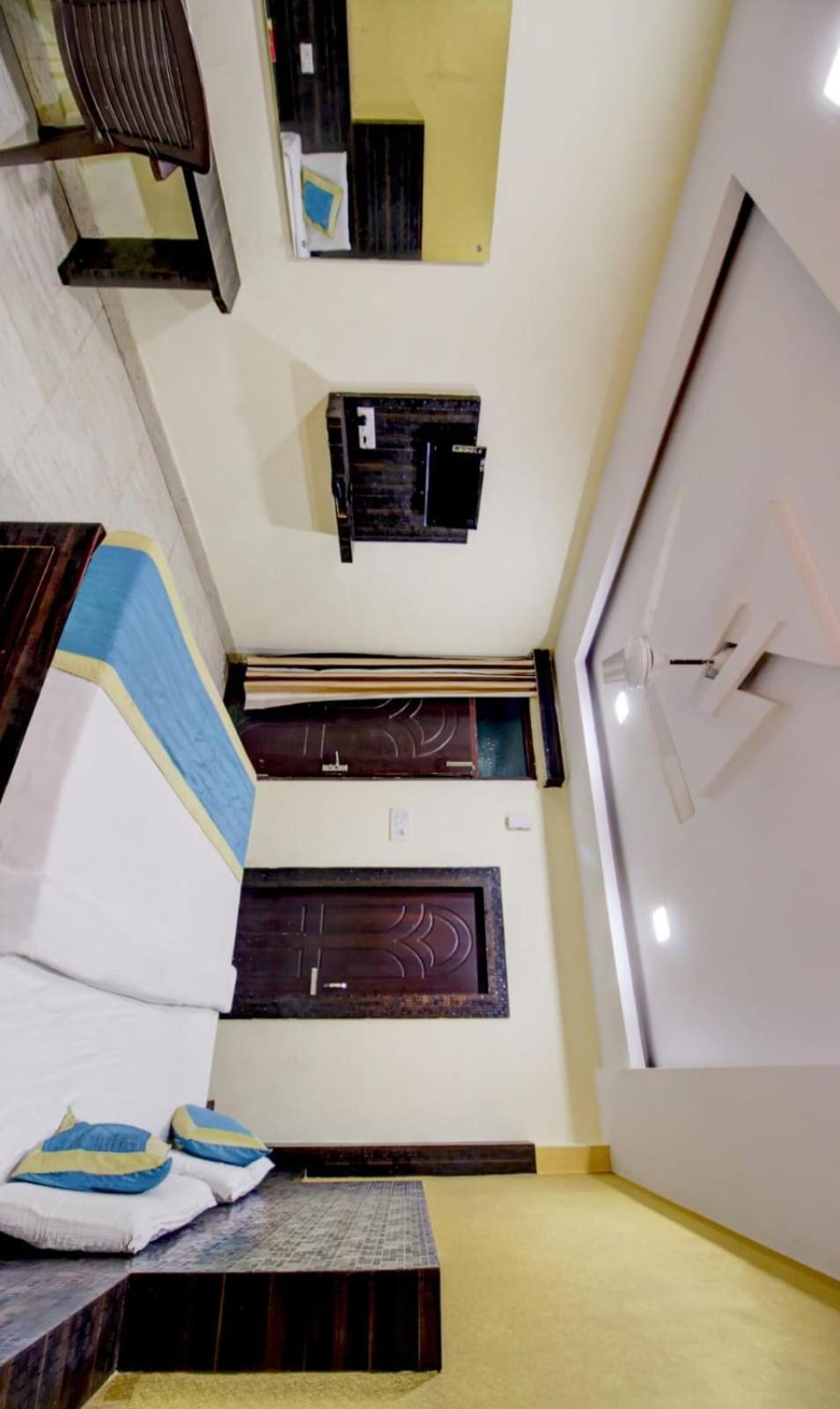 Hotel Park Avenue Lucknow Dış mekan fotoğraf
